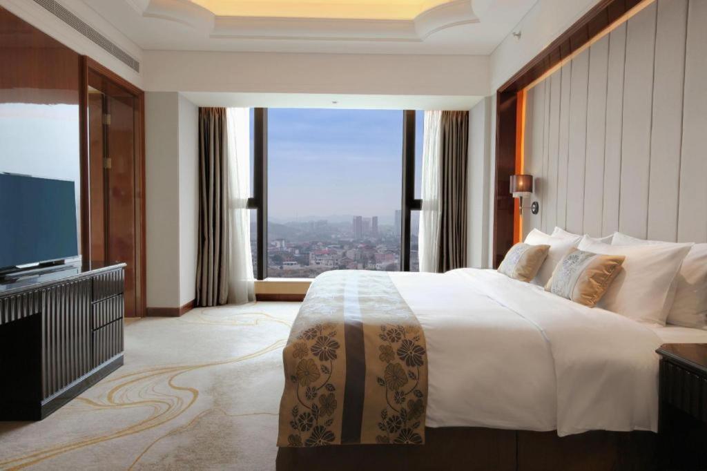 ホテル ウィンダム グランド プラザ ロワイヤル シャンリン シャオヤン Shaoyang エクステリア 写真